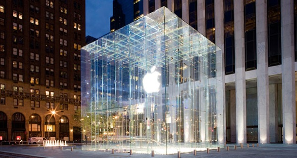 Apple: record storico in borsa