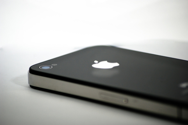Apple brevetta i design di iPhone 4 e iPad 2