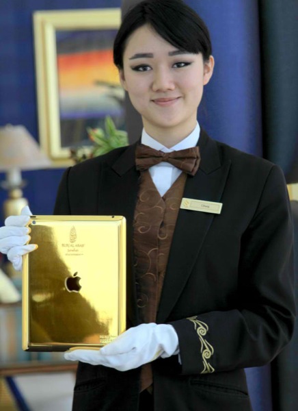 Dubais-Burj-Al-Arab-Gold-iPad